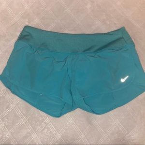 Nike Women’s Dri-FIT Cool Crew 3” Running Shorts